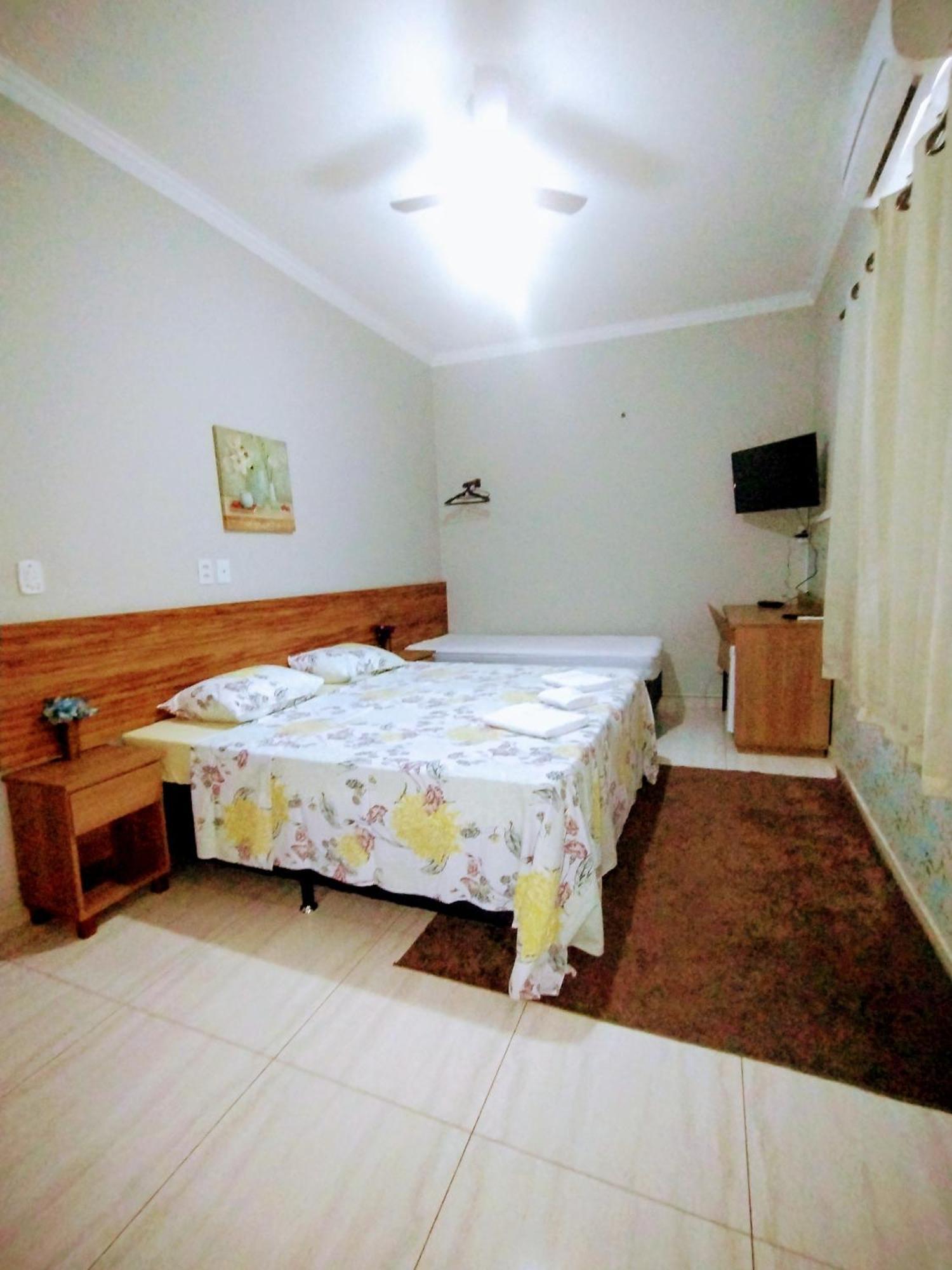 Pouso Oliveira Suites São João Batista do Glória المظهر الخارجي الصورة